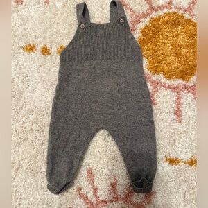 Zara baby onesie overall one piece. Super soft. Never worn. 1-3 month.